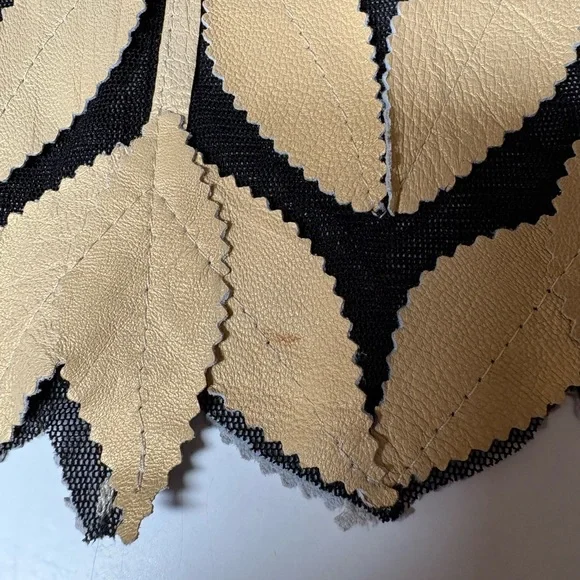 Vintage Leather by Unique Leather Studio Women’s Gold Leaf Leather Jacket Sz L - Picture 7 of 7